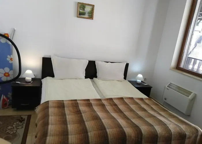 Arendo Snow - In Grand Monastery * 팜포로보